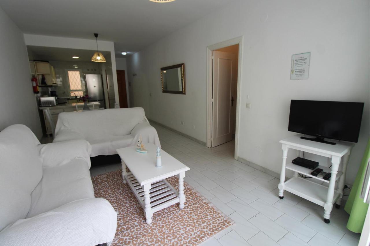 Carihuela Beach Apartment, 2Nd Line Torremolinos Eksteriør billede