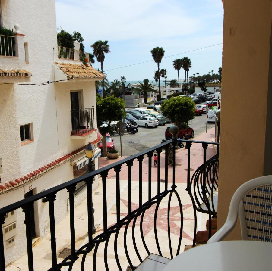 Carihuela Beach Apartment, 2Nd Line Torremolinos Eksteriør billede